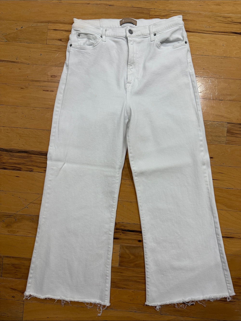 7 For All Mankind Ultra High Rise Jo Wide Leg Jeans White Raw Hem Sz 32